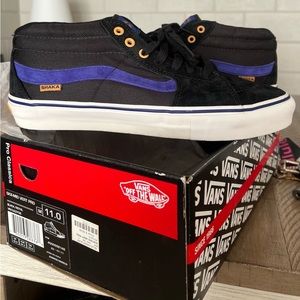 Vans x Royal Hawaiian Pool Service Sneakers and Hat